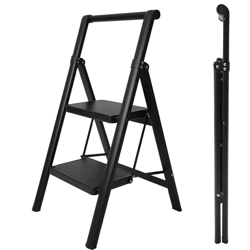 UZIRO Escalera Plegable 2 Peldaños, Liviana y Compacta, Diseño Decorativo, Peldaños Anchos Antideslizantes, Ideal para Uso en Hogar, Cocina y Oficina, Fácil de Guardar (Negro, 2 Peldaños)