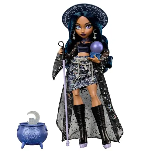 Monster High Moonspell Magic, Claire de Luna Muñeca Colección | Bruja clarividente con ropa azul, caldero sorpresa y accesorios: bola de cristal, sombrero y libro de hechizos, JMB89