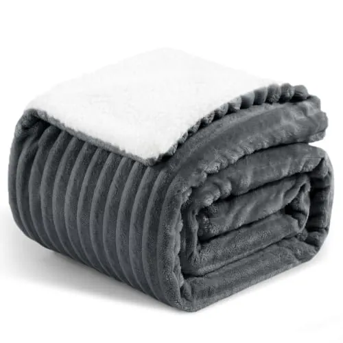 Aisbo Manta Cama Invierno para Cama 90/135, Sherpa Franela Reversible Polar con Cordón para Sofá, Borreguito Gruesa, Suave, Caliente, Sillón, Transpirable para Invierno (Gris, 150 x 200 cm)