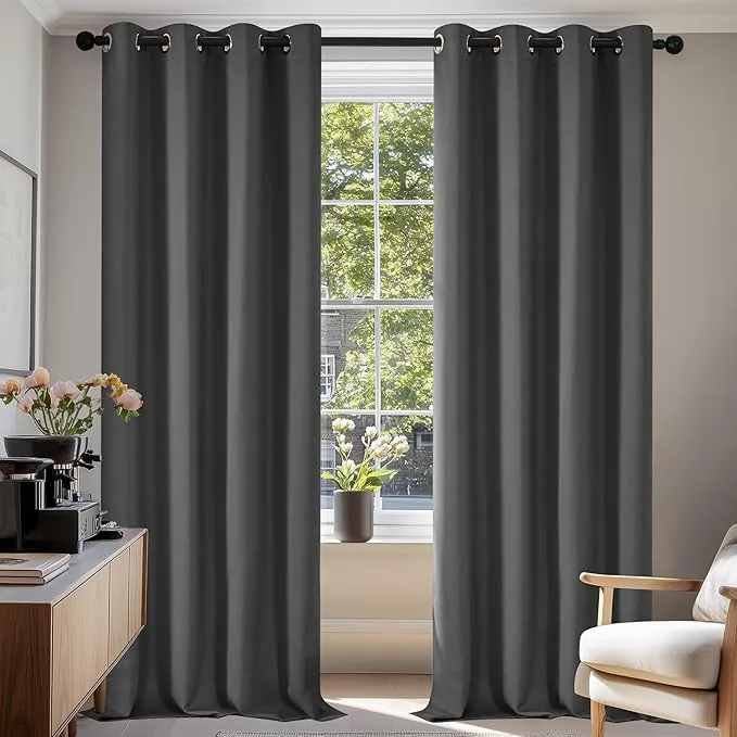 Deconovo Cortinas Térmicas Aislantes Frío y Calor Opacas Blackout – Cortinas Modernas para Salon y Dormitorio, 2 Piezas con Ojales 135x240 cm, Gris Oscuro, Elegantes Curtains Aislantes para Hogar