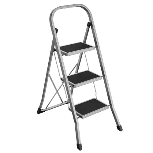 SONGMICS Escalera de Tijera, Escalera con 3 Peldaños, Peldaño Plegable, Bloqueo de Seguridad, Fácil de Guardar, Carga hasta 150 kg, Gris Paloma GSL003GY01