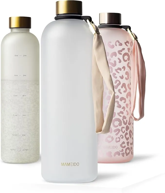 MAMEIDO Botella agua 1,5 litro, Botella motivacional sin BPA, antigoteo, Botella tritan para Colegio, Gym, Oficina (Frosted White Gold)