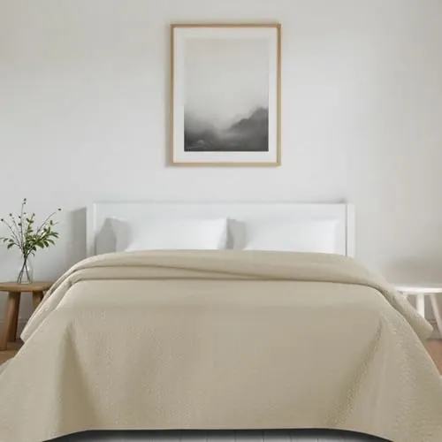 MERCURY TEXTIL- Colcha Bouti Lisa, para Verano y Entretiempo 100% Poliéster. Cubre Cama Fina, Ligera y Suave. (Npt Camel, Cama 90)