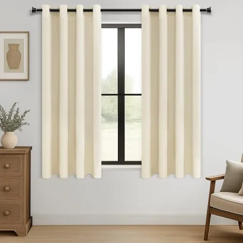 MRTREES Cortina Habitacion Opaca Termica 2 Piezas 140×160cm Cortinas Salon Moderno Aislantes Frío Calor Luz Cortinas Cortas para Ventana Dormitorio Infantil Bebe Niños Beige con Ojales