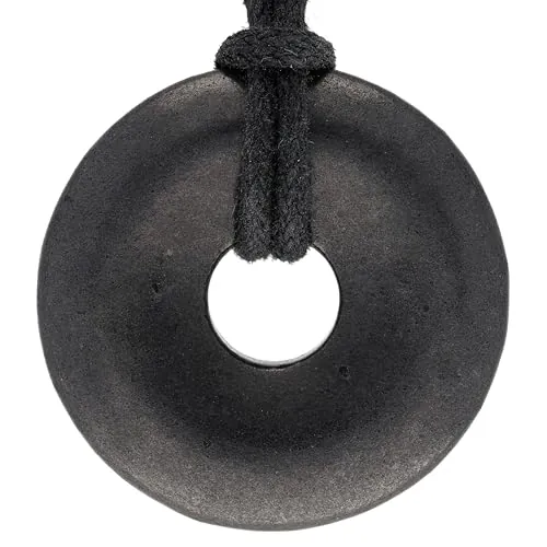 Lebensquelle Plus Colgante donut de piedra natural Ø 30 mm con cordón de algodón | Collar de piedra preciosa (Shungita)