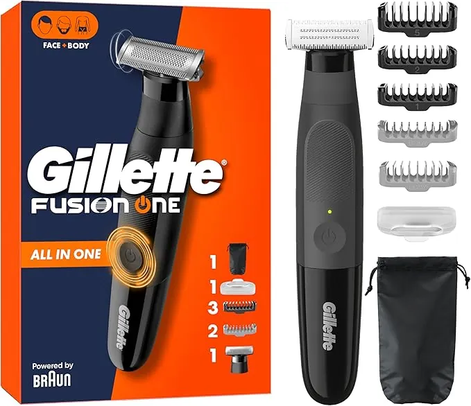 Gillette Fusion One Recortadora De Barba Y Afeitadora Corporal, Barbero Todo En Uno Para Cara Y Cuerpo, Cabezal Pivotante, 4 Peines, Funda, Resistente Al Agua, Inalámbrica, 45 Min De Uso