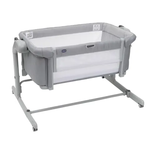 Chicco Next2Me Magic EVO, Cuna Colecho Bebé, con Modo Columpio, Aleta Abatible, 11 Niveles de Altura, Altura Ajustable, Cuna de Colecho, 4 Ruedas, Colchón y Bolsa de Viaje Incluido, Gris Claro