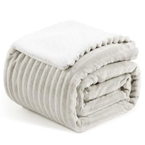 Aisbo Manta Cama Invierno para Cama 90/135, Sherpa Franela Reversible Polar con Cordón para Sofá, Borreguito Gruesa, Suave, Caliente, Sillón, Transpirable para Invierno (Beige, 150 x 200 cm)