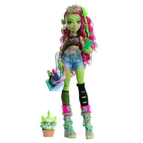 Monster High Venus McFlytrap Muñeca | Monstruo planta con camiseta, gata Chewlian y 7 accesorios: mochila, cuaderno, snacks y más, HRP81