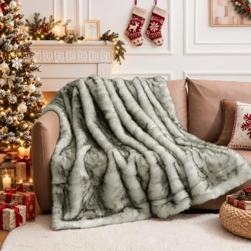 HOMFINE Luxury Manta Pelo Largo Piel Sintetico 270x230cm Blanco | Manta Piel Sintetica de Pelo Largo, Suave Calida, Manta de Pelo para Cama Sofa, Invierno Acogedor, Regalo Lujoso Decorativo