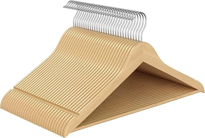 SONGMICS Percha de Madera, Juego de 30, Delgada, Muescas en Hombros, Percha para Pantalones, Gancho Giratorio 360°, Madera de Abedul, para Tirantes y Chaquetas, Beige Natural CRW030K01