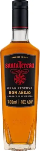 SANTA TERESA Gran Reserva Añejo Rum, 40 % vol., 70 cl | Ron venezolano, equilibrada mezcla de rones de media y larga crianza en barricas de roble americano, regalo prémium, 700 ml