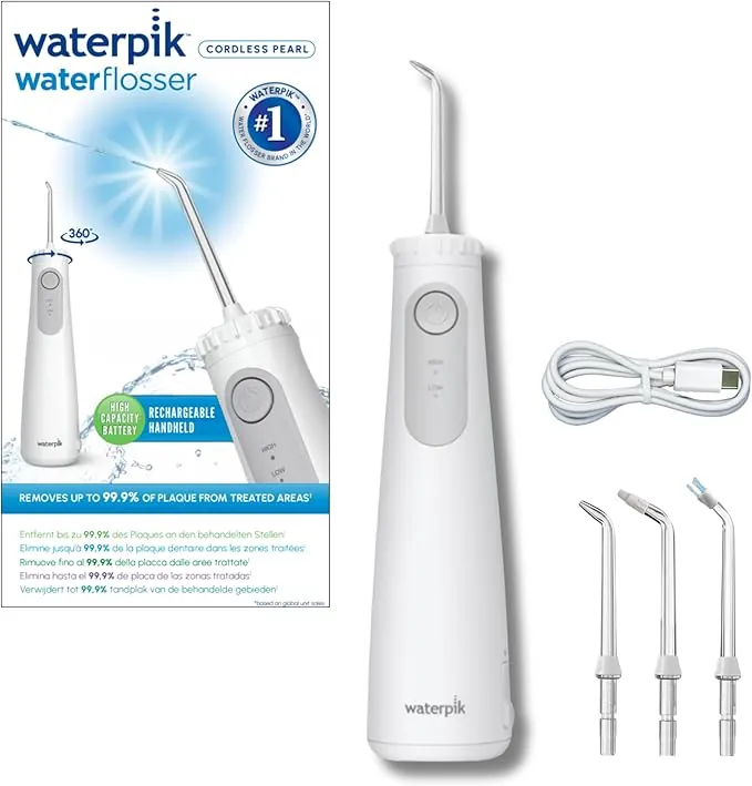 Irrigador dental Waterpik Cordless Pearl, irrigador bucal portátil y recargable, limpia entre dientes, elimina placa, resistente al agua, ideal para viajes y baños pequeños, blanco