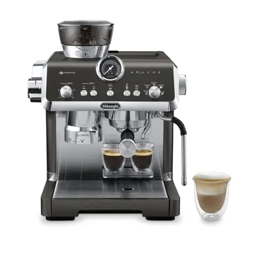 De'Longhi La Specialista Opera EC9555.BK, Máquina de Café Espresso con Molinillo Integrado, Función Cold Brew, Incluida Varilla para Espumar Leche, Incluye Accesorios Barista, Negro