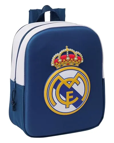 SAFTA Real Madrid 3D - Mochila de Guardería 3D, Adaptable a Carro, Fácil Limpieza, Ideal para Niños de Diferentes Edades, Cómoda y Versátil, Calidad y Resistencia, 22x10x27 cm