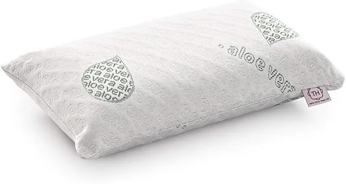 Textilhome – Almohada de Viaje Viscoelástica 43x24 cm | Núcleo de Visco 100% Natural, Tejido Ecológico con Aloe Vera, Transpirable, Suave y Lavable, Petate Enrollable para Transporte.