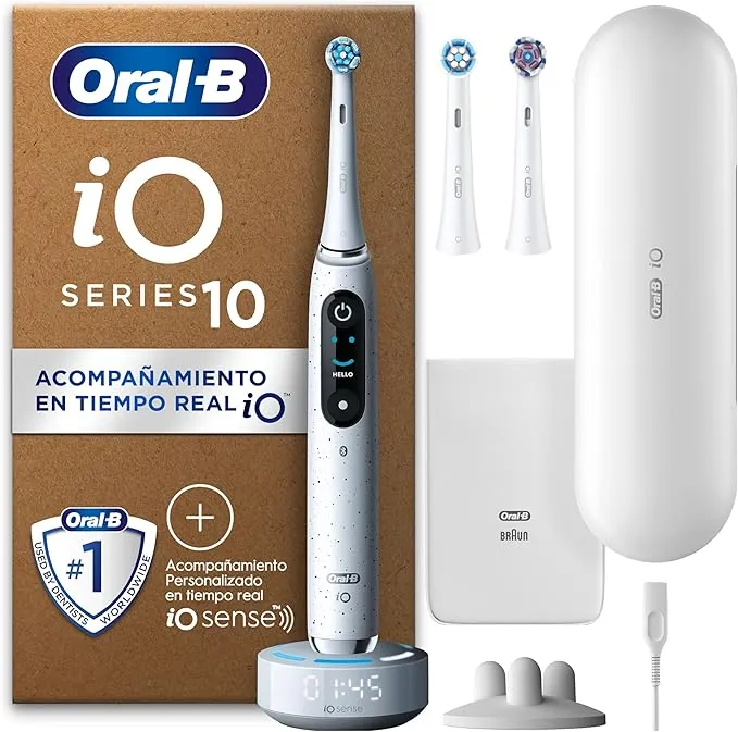 Oral-B iO 10 Cepillo de Dientes Eléctrico Blanco, con 3 Cabezales y 1 Estuche Cargador de Viaje, Diseñado por Braun