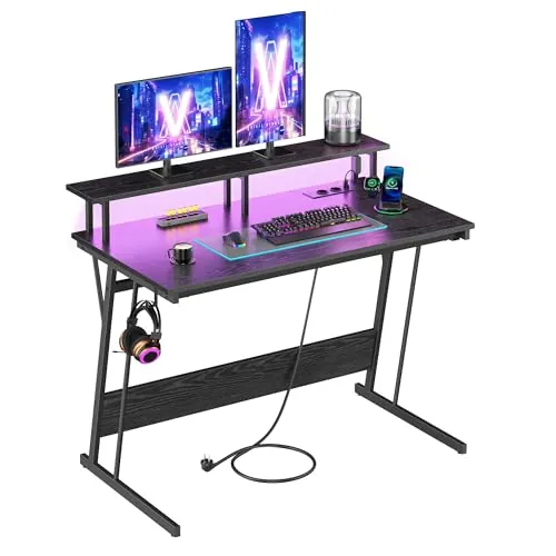 VASAGLE Escritorio para Juegos con Luces LED y Tomas de Corriente