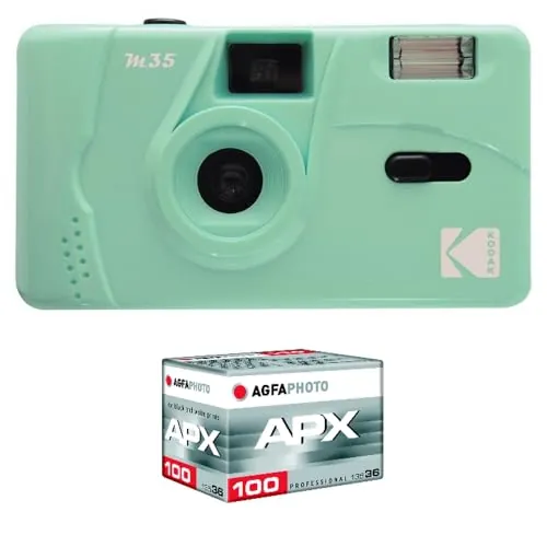 KODAK Cámara Recargable M35-35 mm Color Verde + película sin ISO ISO – Captura Tus Momentos con Elegancia y Creatividad, la Esencia de Recuerdos inolvidables