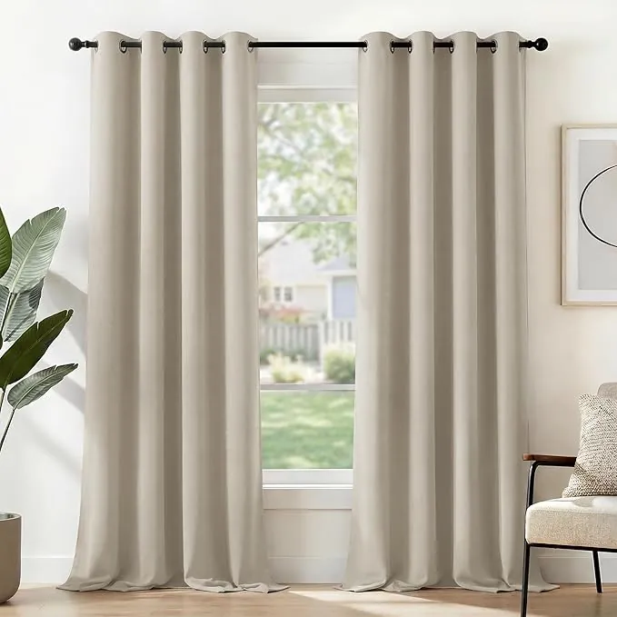 Deconovo Cortinas Térmicas Aislantes Frío y Calor Opacas Blackout – Cortinas Modernas para Salon y Dormitorio, 2 Piezas con Ojales 140x230 cm, Beige Claro, Elegantes Curtains Aislantes para Hogar