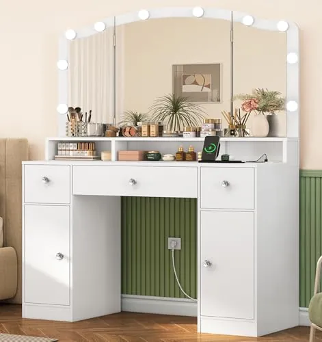 FIONESO Tocador de Maquillaje con 10 Luz LED y Enchufes, 3 Espejos Plegables, Mesa de Tocador con 3 Cajones y Dos Armarios, para Mujer, Dormitorio, Blanco