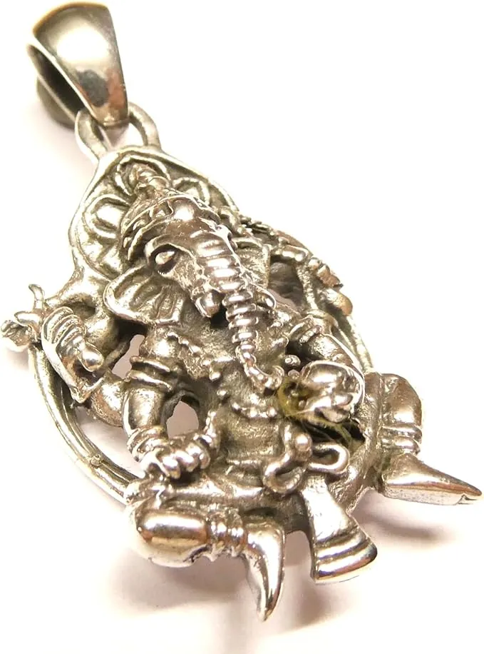 Colgante de plata de ley maciza con diseño de Ganesha