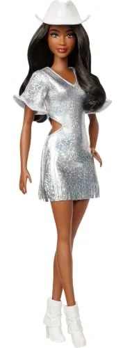 Barbie Fashionistas Muñeca n.º 239 con pelo negro, look del oeste