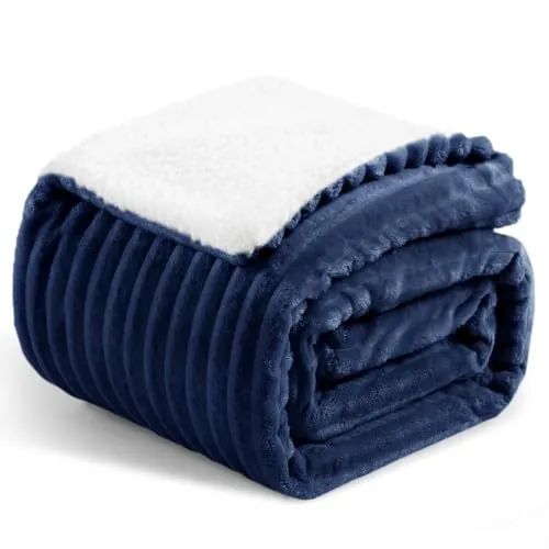 Aisbo Manta Cama Invierno para Cama 90/135, Sherpa Franela Reversible Polar con Cordón para Sofá, Borreguito Gruesa, Suave, Caliente, Sillón, Transpirable para Invierno (Azul Marino, 150 x 200 cm)