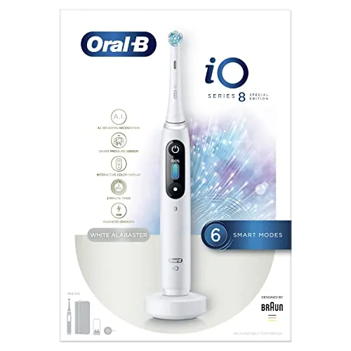 Oral-B iO 8 Cepillo de Dientes Eléctrico con Mango Recargable, Tecnología Magnética de Braun, 1 Cabezal de Recambio, Pantalla a Color, Cargador y Funda de Viaje Premium - Blanco, Edición Especial
